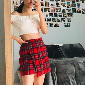 Red hollister skirt